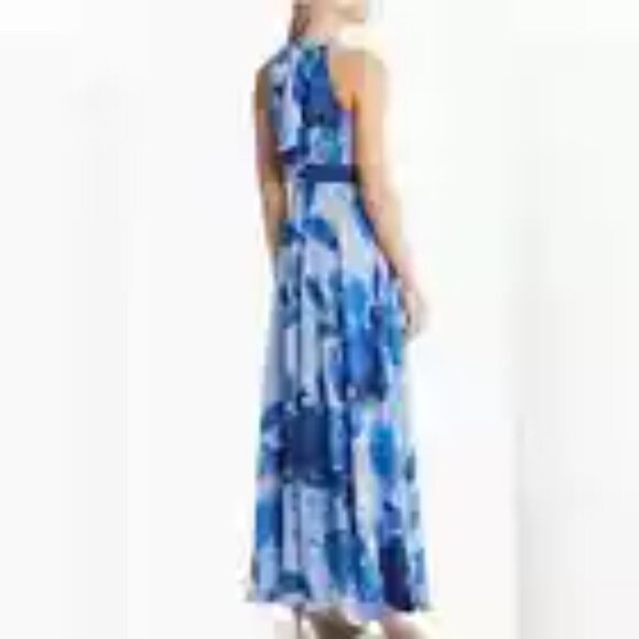 Elegant Blue Floral Halter Dress - Picture 2 of 16
